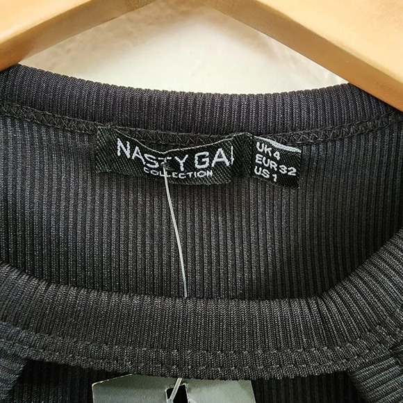NASTY GAL Black Keyhole Neck Ribbed Bodysuit Size 1 NWT - Picture 10 of 10